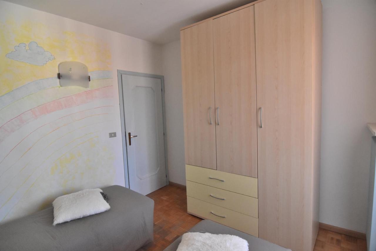 סאנזנו Appartamento Da Romina Con Parcheggio Gratuito מראה חיצוני תמונה